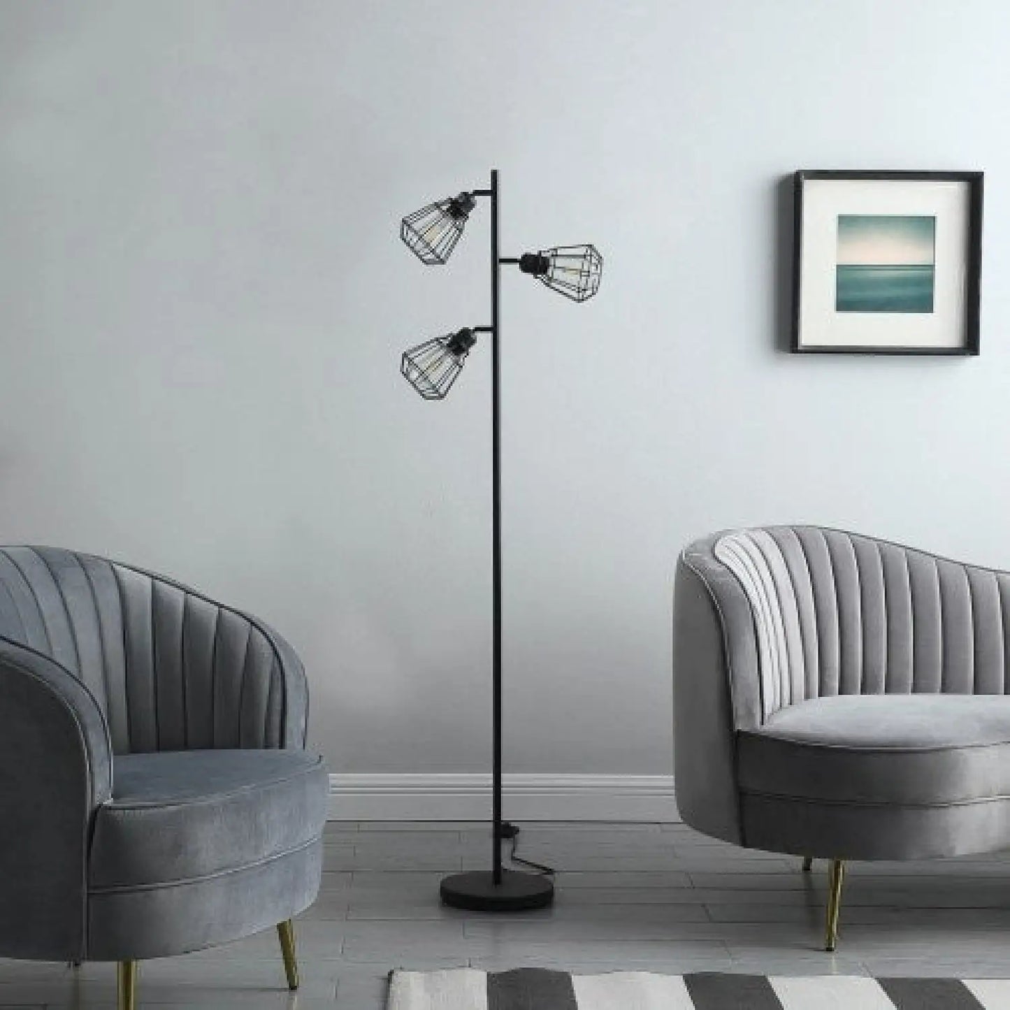 Black & Adjustable Metal Floor Lamp for Rustic and Modern Spaces - Black - Table Lamps