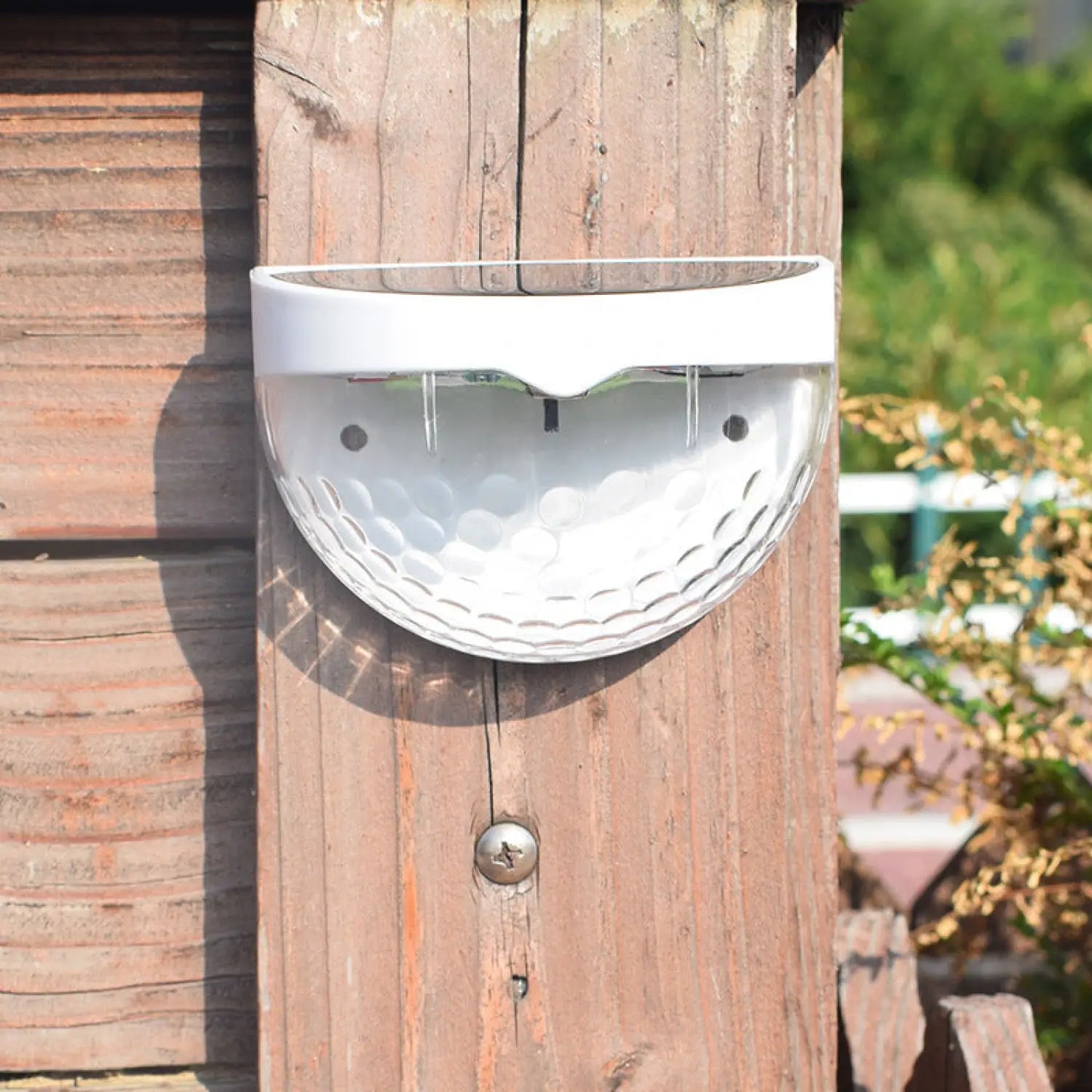 Compact Solar Light for Wall with Elegant Water Drop Lighting for Outdoor - 12V Hanging Light