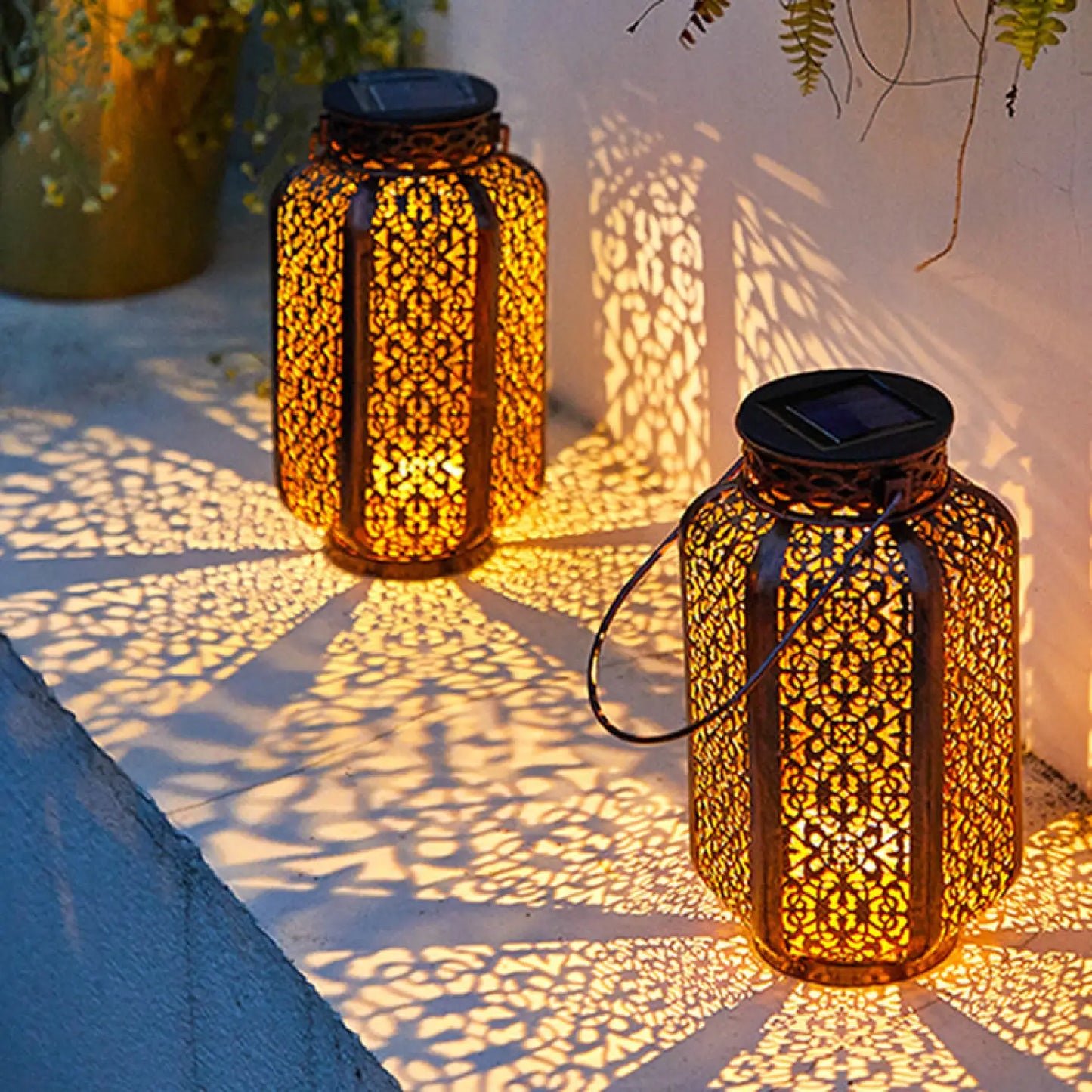 Decorative Outdoor Lamp for Patio with Projection Lighting - 12V Hanging Light