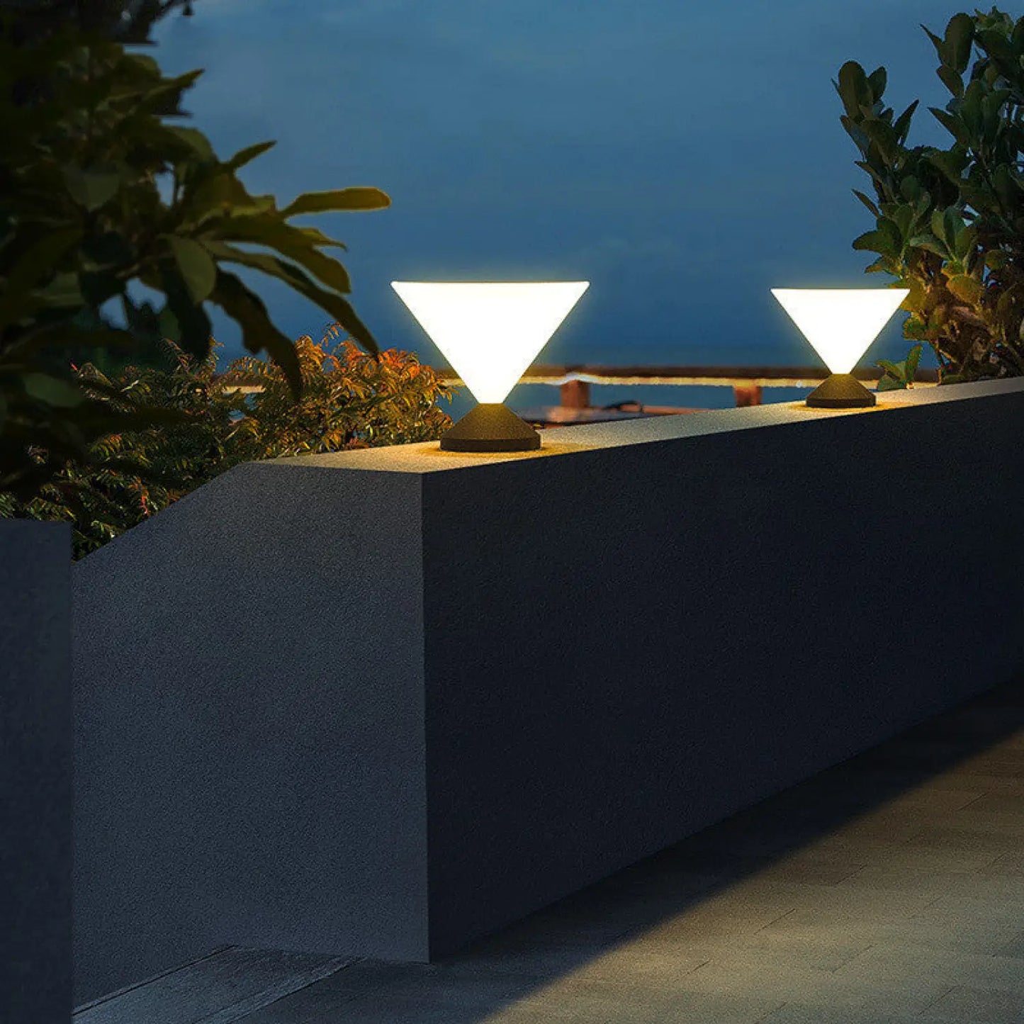 Elegant Solar Lamp Post for Outdoor Garden & Pathway Lighting - Solar Light
