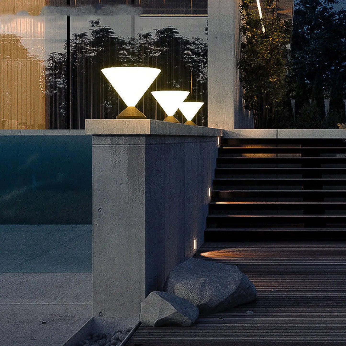 Elegant Solar Lamp Post for Outdoor Garden & Pathway Lighting - Solar Light