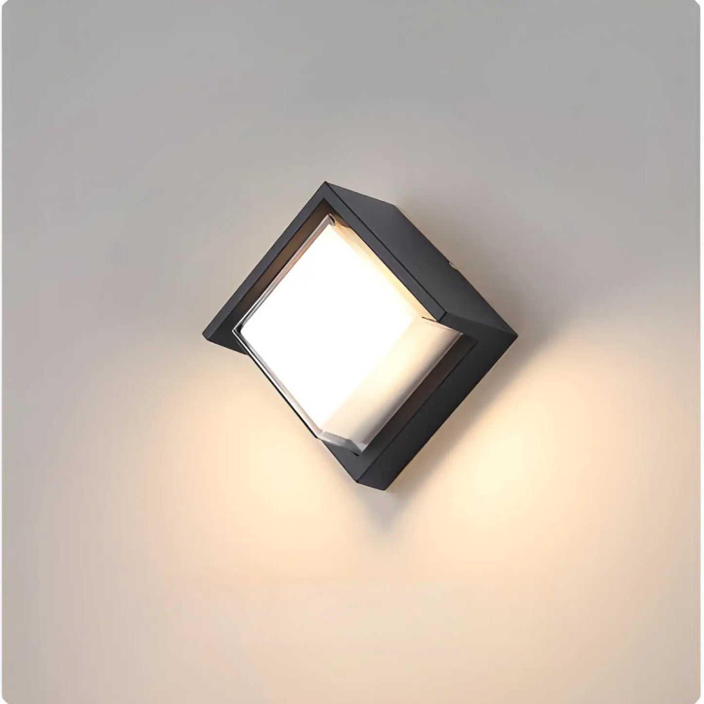 LED Wall Light Lamp with PIR Motion Sensor and Waterproof - D Style 18W / Induction / Warm light - Light Fixture