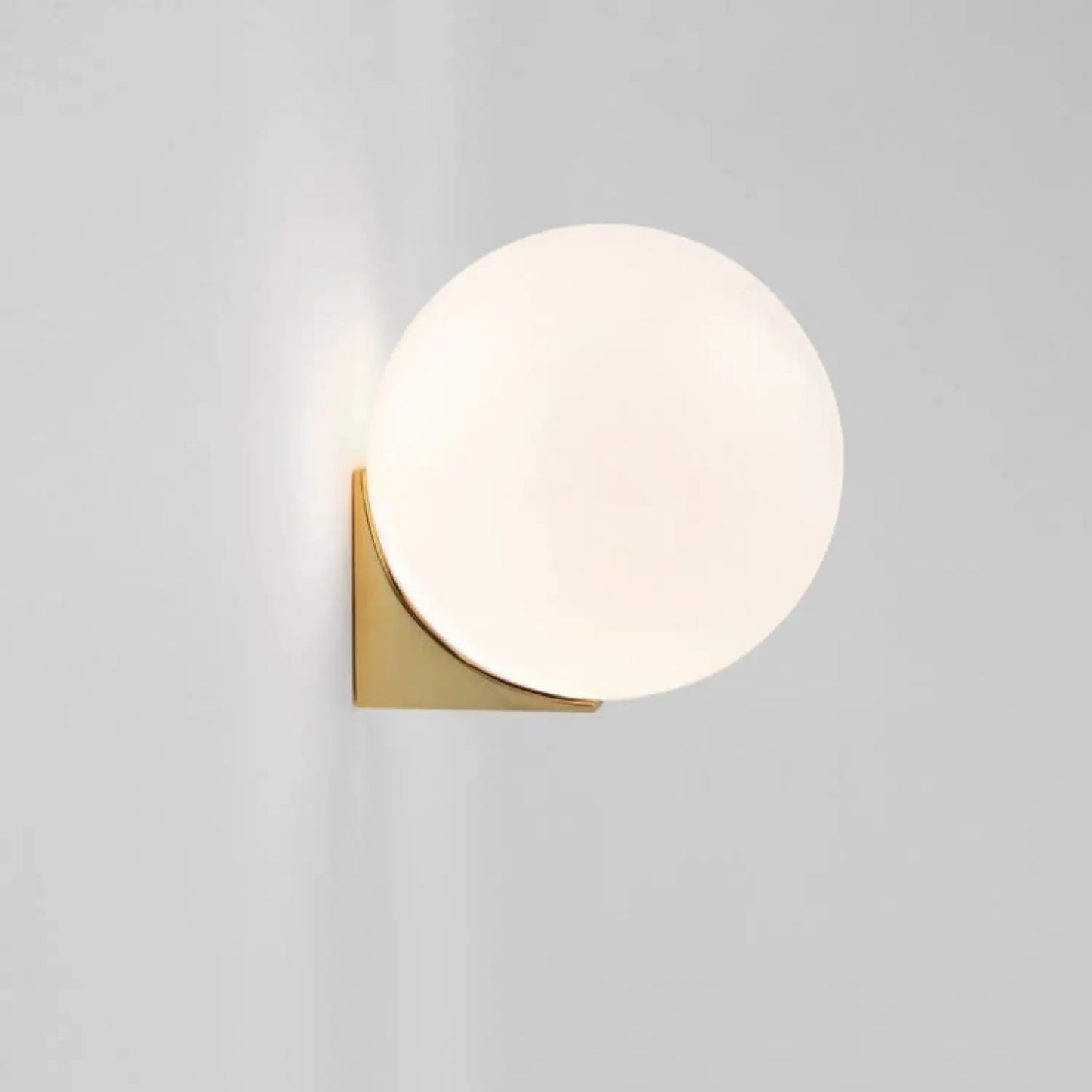 Nordic Circle Light Fixture for Bedroom & Hallway Lighting - Singlehead gold models / 5W - Wall Mount Fixture