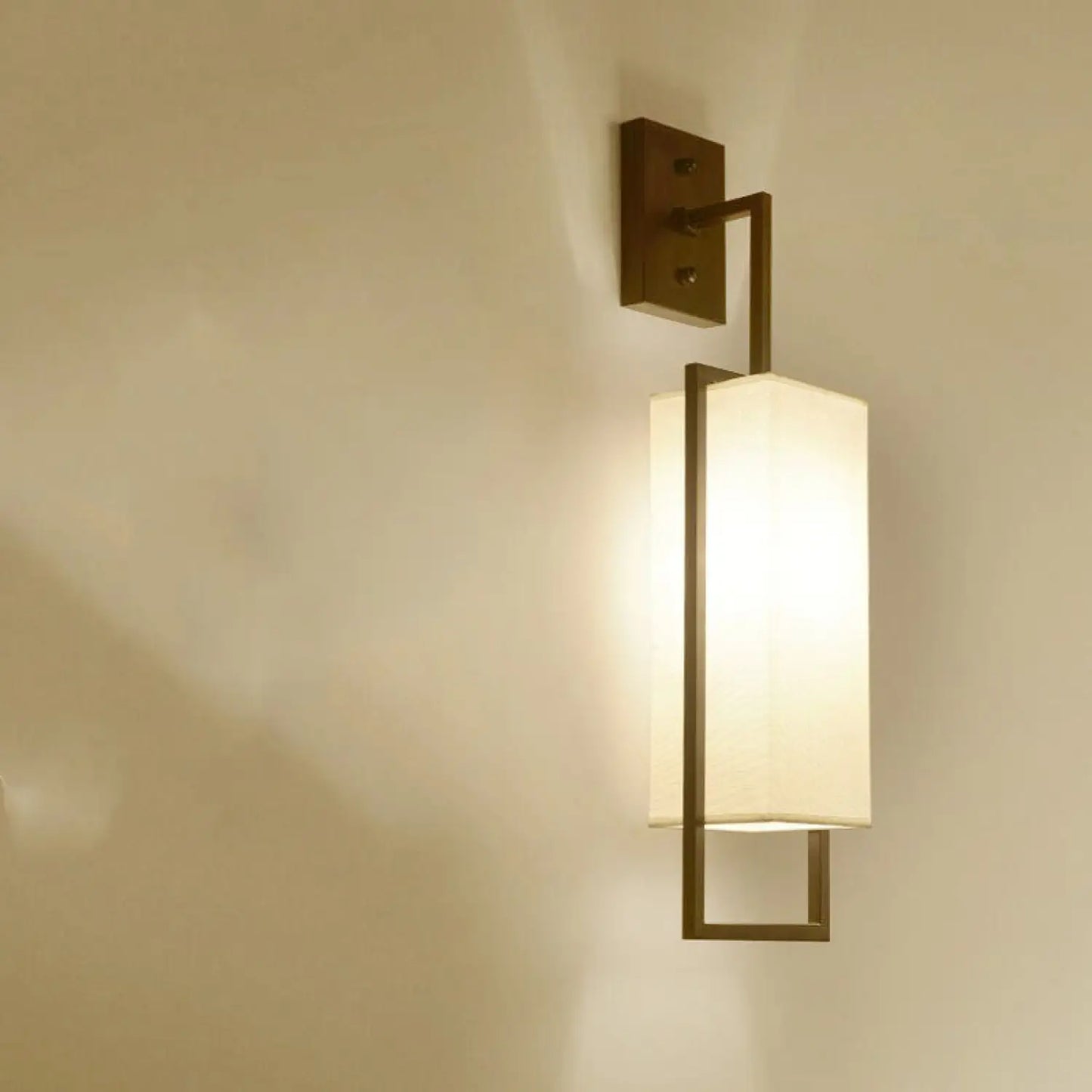Outdoor Wall Light Mount with Retro Style for Garden and Balcony - 12V Hanging Light