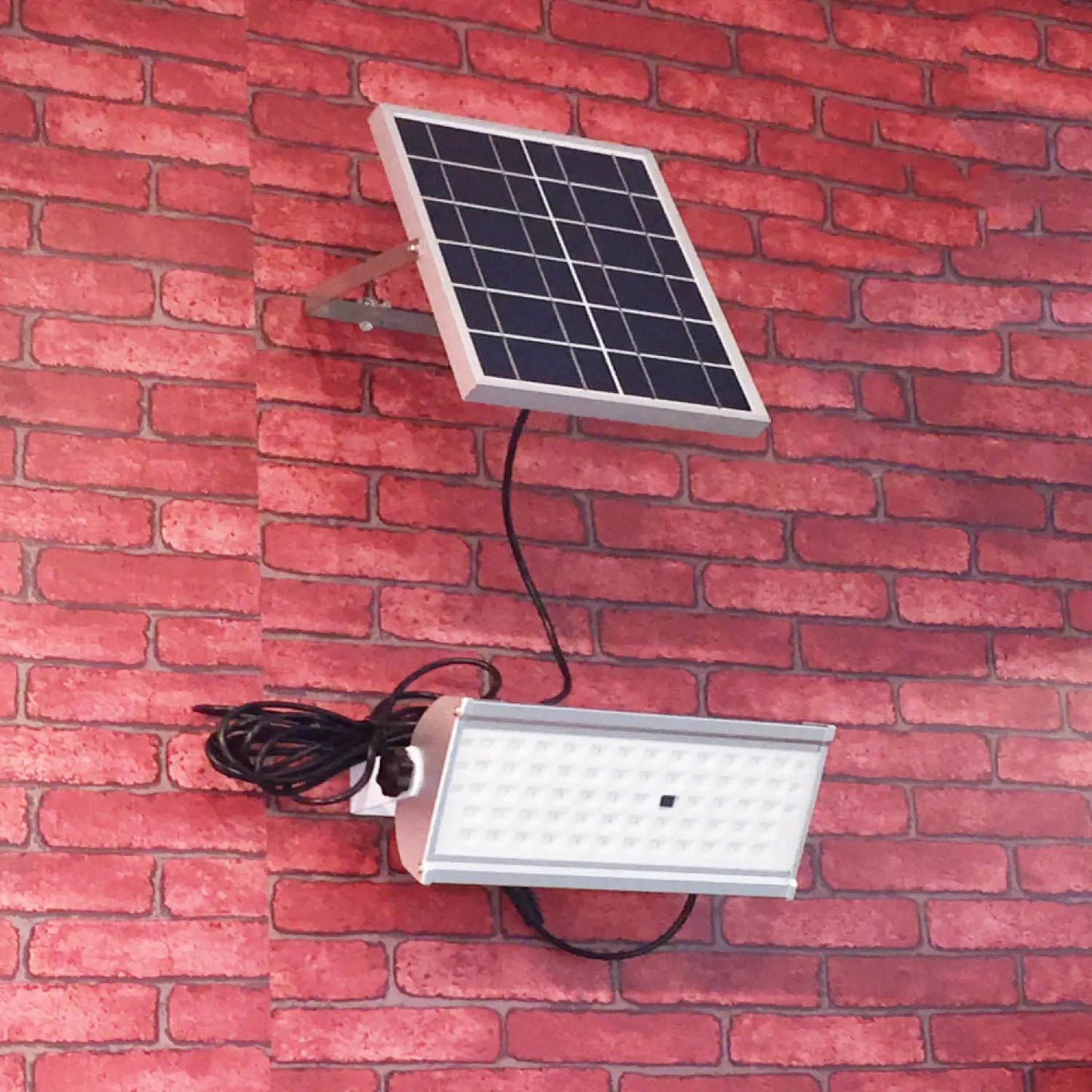 Solar Powered Outdoor Lights in Garden for Pathway and Landscape Glow - 12V Hanging Light