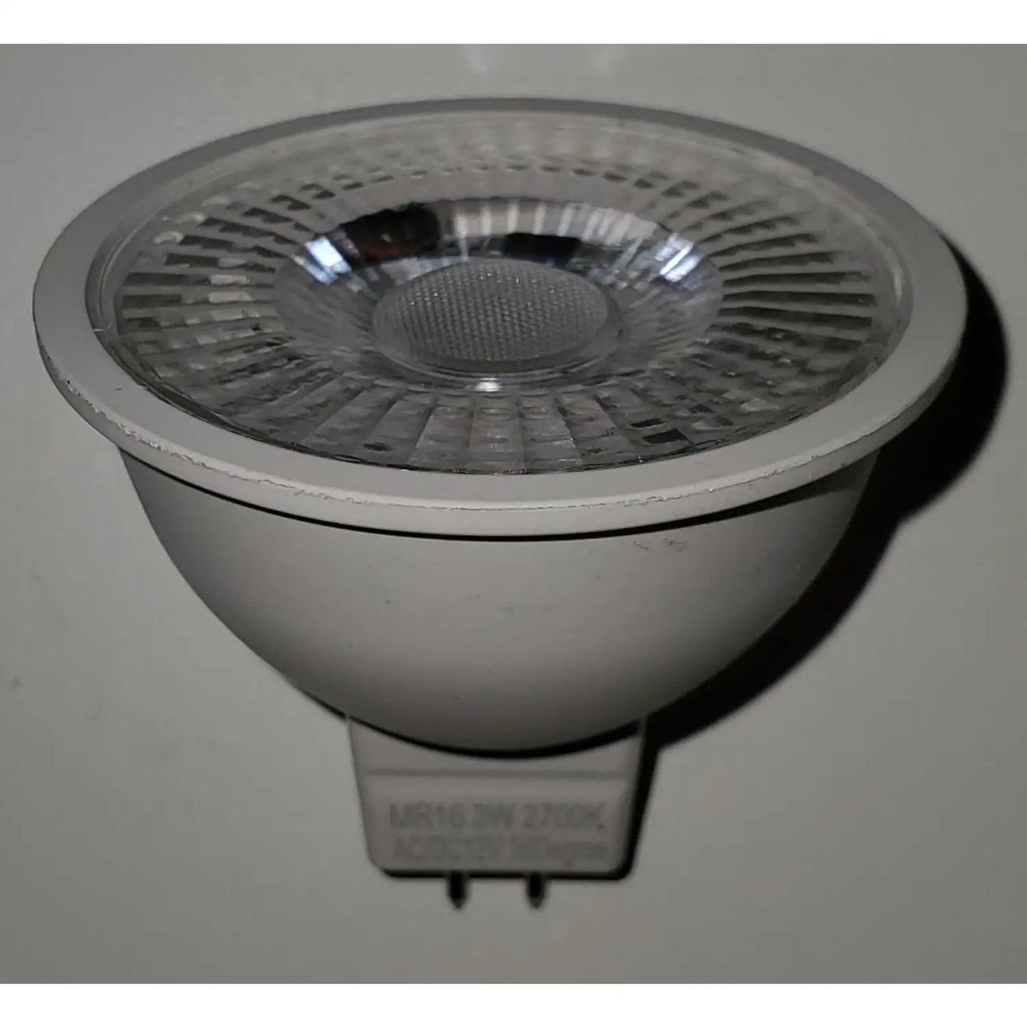 12V AC/DC MR16 Bulb LED – Halogen Replacement - 3000K 38D / 3 Watt - MR16 Light Bulb