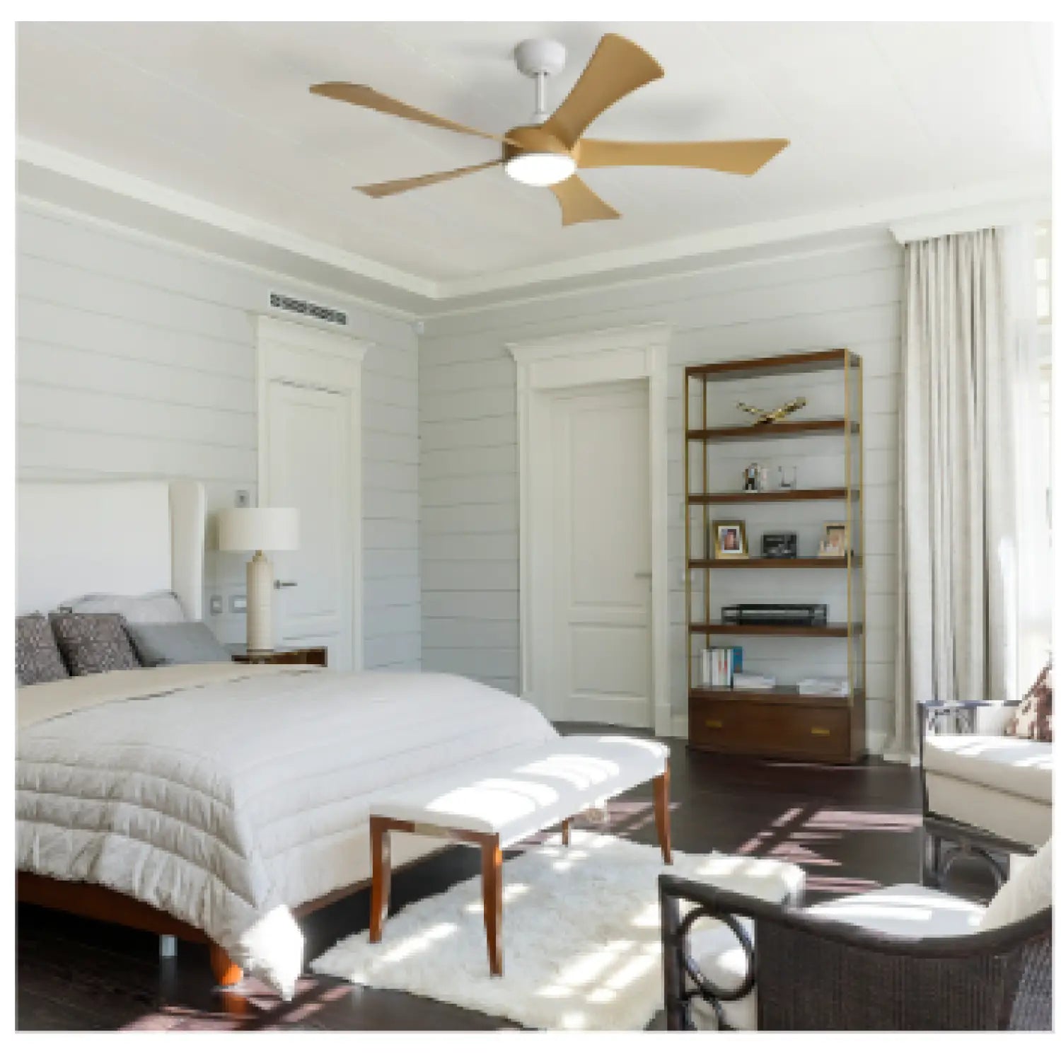 Plastic Ceiling Fans - White - 12V Hanging Light