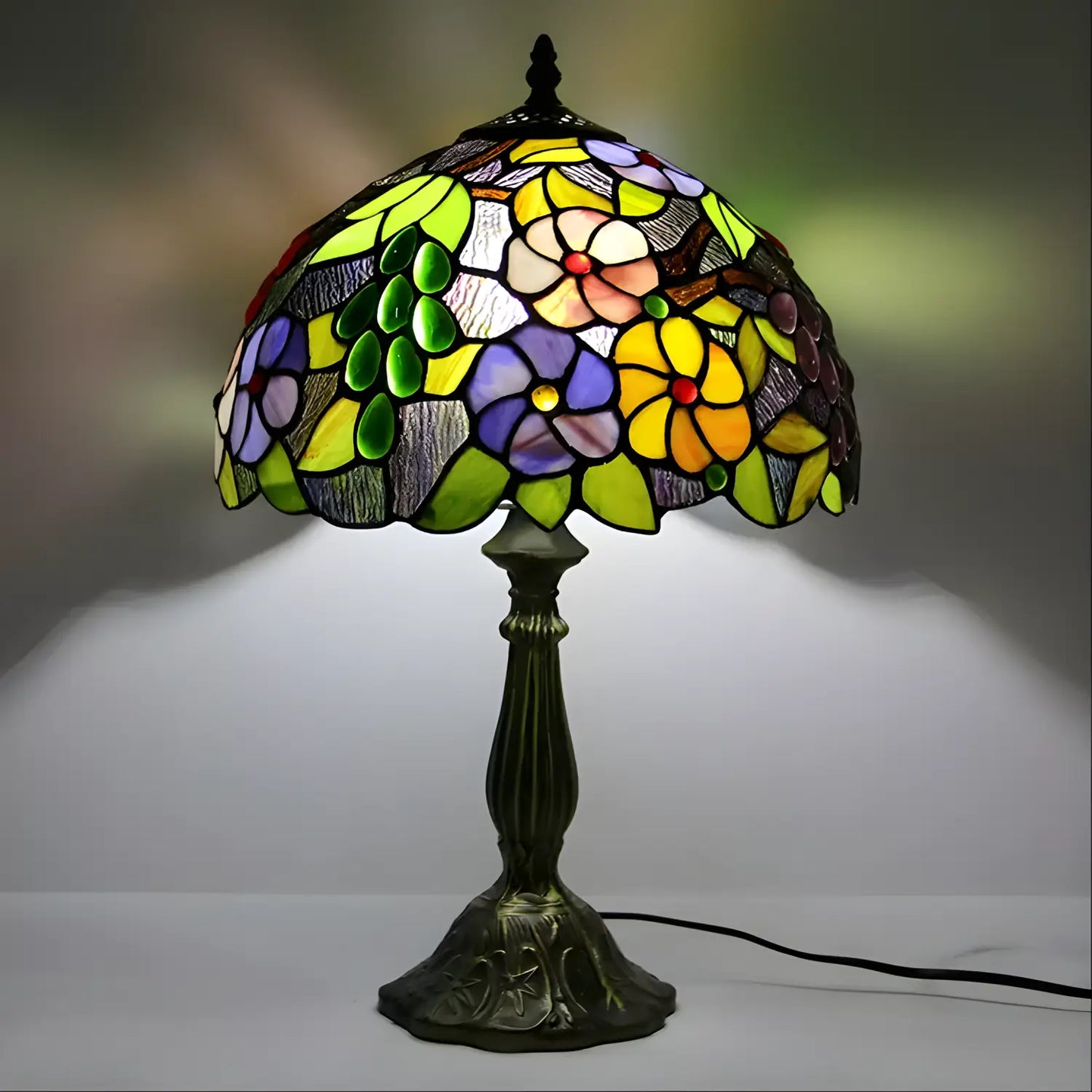 Grape & Daisy Pattern Tiffany Glass Tabletop Lamp - No Bulb - Table Lamp