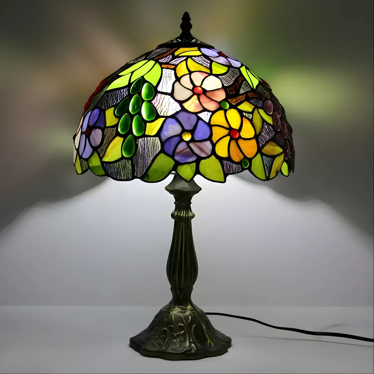 Grape & Daisy Pattern Tiffany Glass Tabletop Lamp - No Bulb - Table Lamp