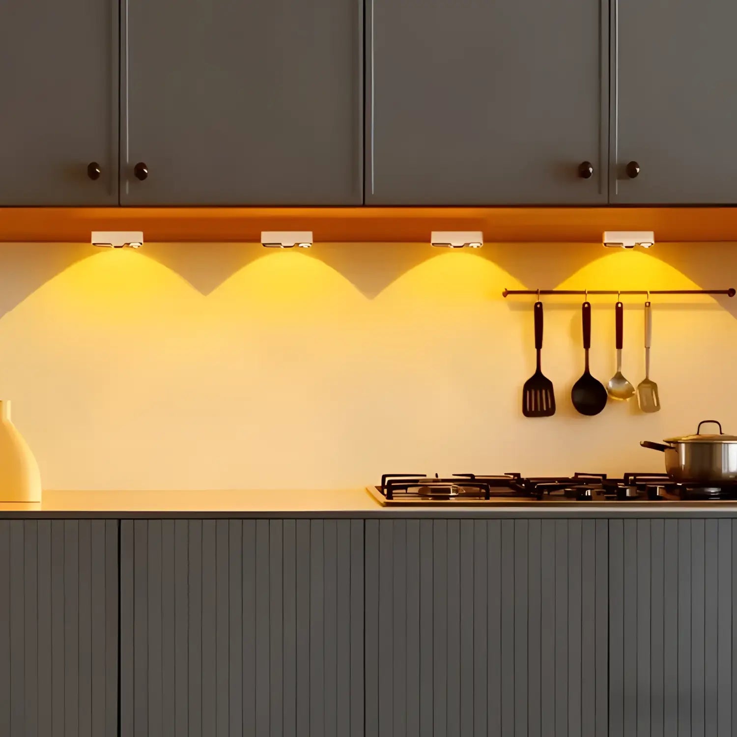 High-Quality Rechargeable Wall Lights With Motion Sensor 4-Pack - Undercabinet Light