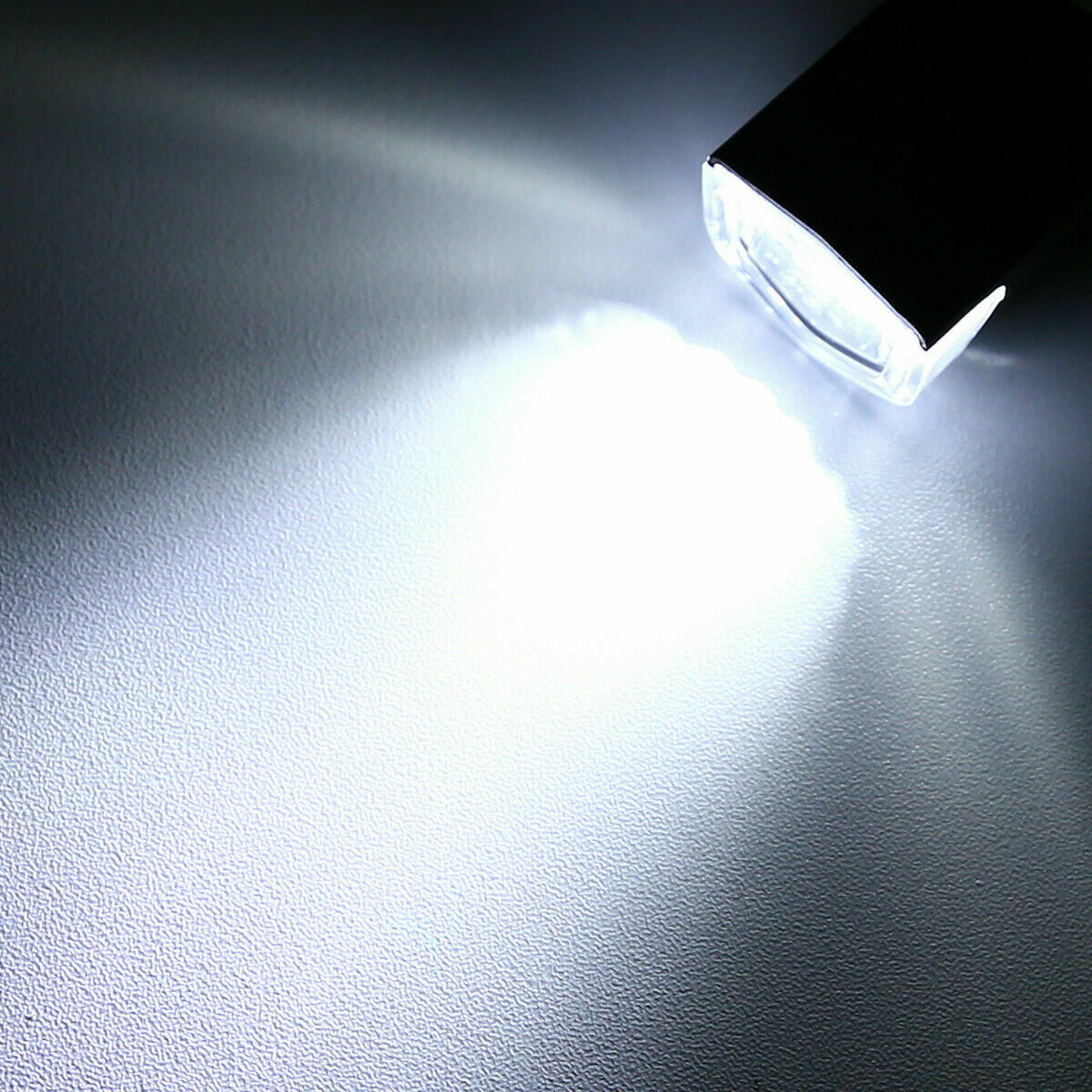 LED Bike Light Set with USB Rechargeable Headlight and Taillight - default - 12V Hanging Light