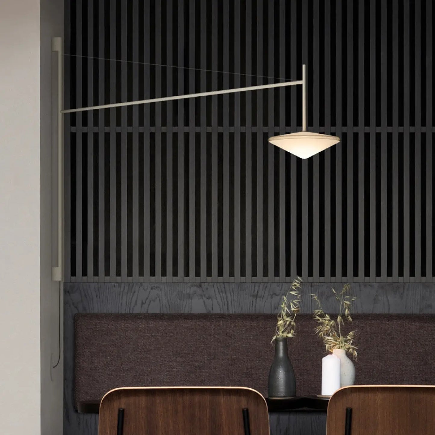 Modern Geometric Wall Light for Hallway and Restaurant Interiors - Wall Mount Fixture