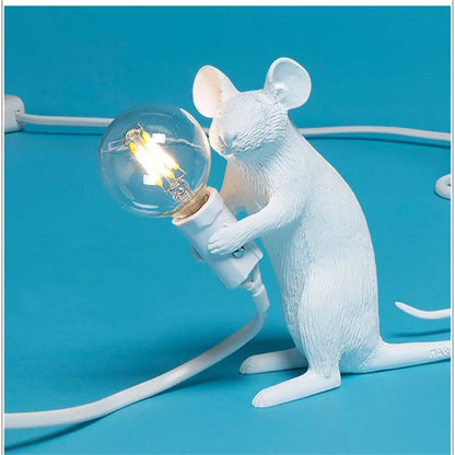 Mouse light with modern design and soft ambient glow for decor - Golden / Standing posture / US - 12V Hanging Light
