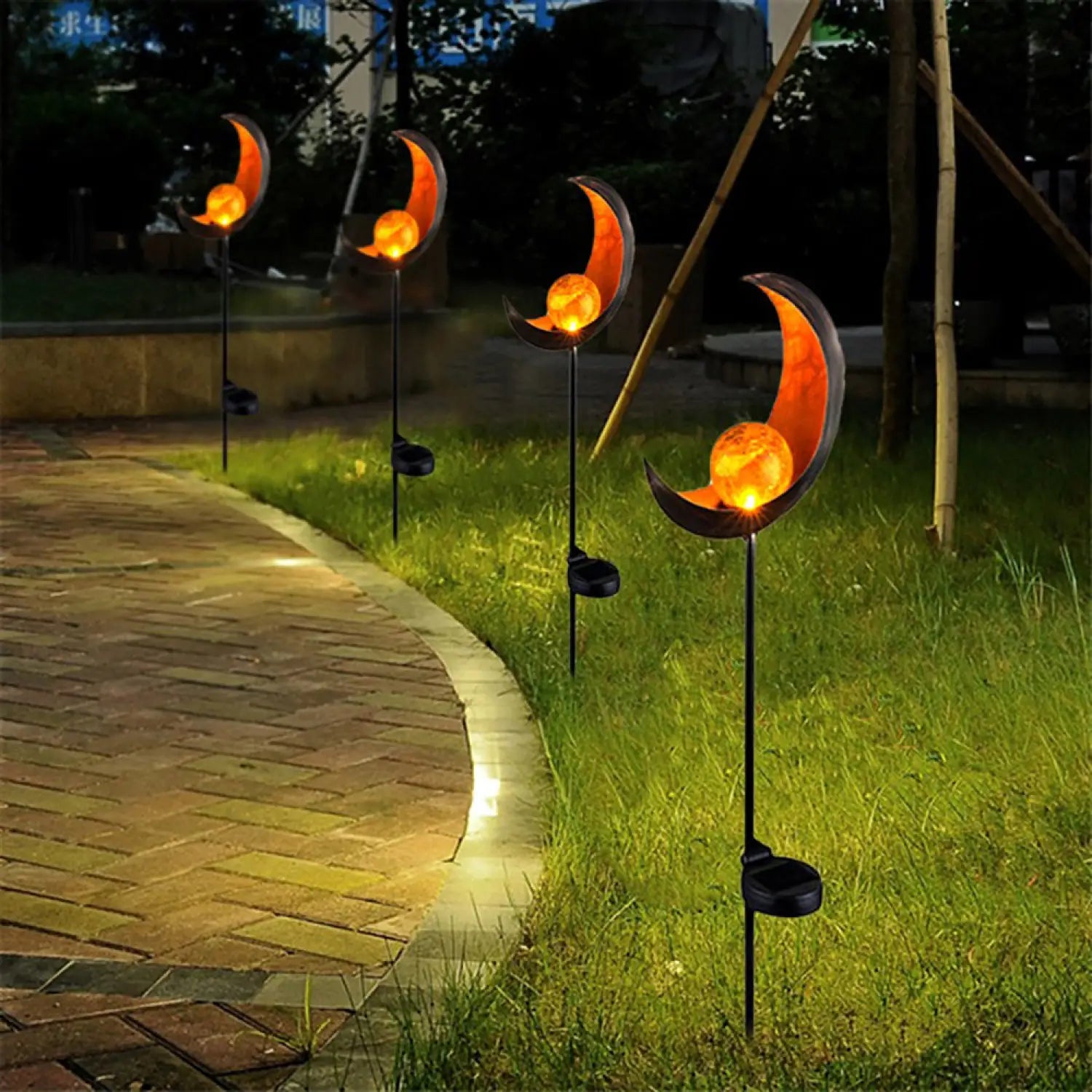 Solar LED Lamps with Waterproof & Flame Effect for Outdoor Garden Lighting - 12V Hanging Light