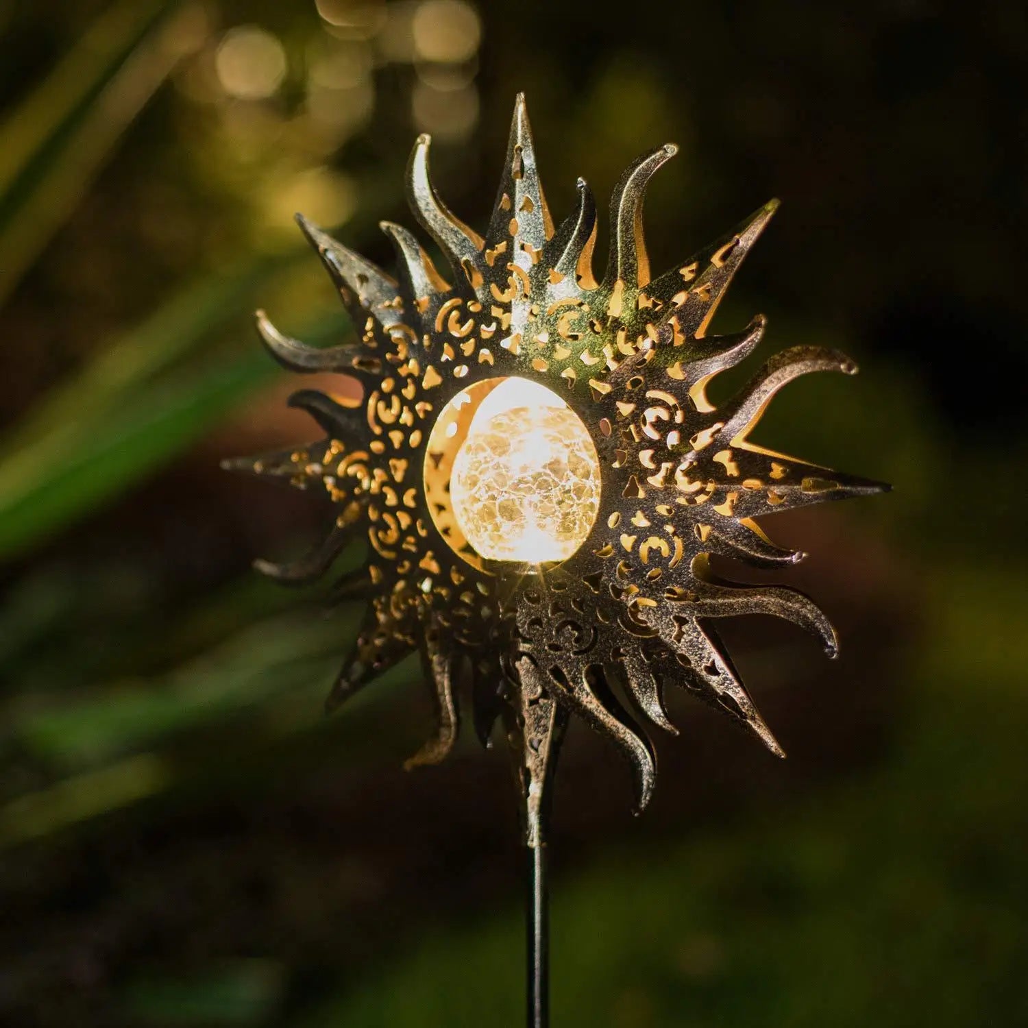 Solar LED Lamps with Waterproof & Flame Effect for Outdoor Garden Lighting - Sun - 12V Hanging Light