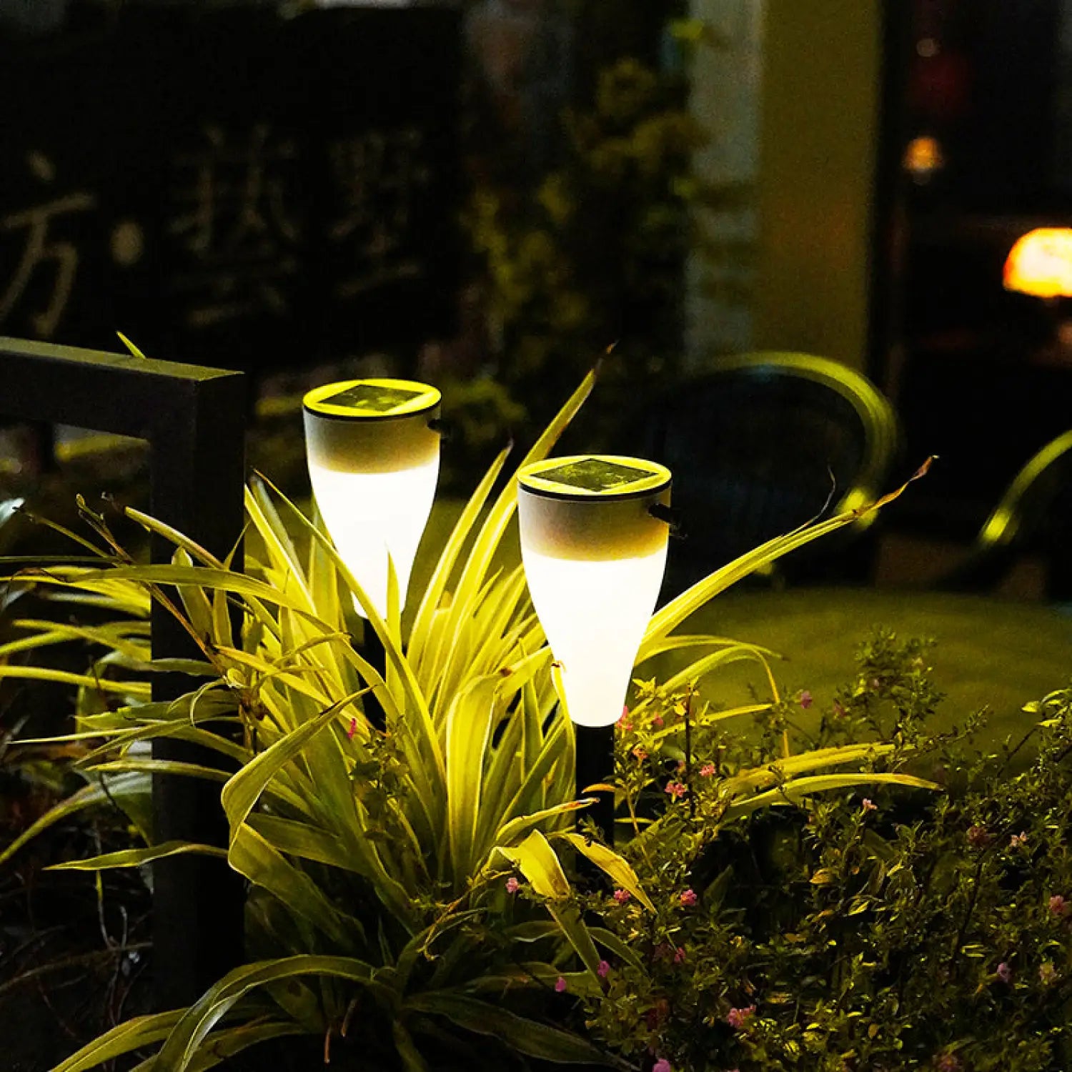 Solar Street Light with RGBW LED & Intelligent Photosensitive Control - Solar Lights