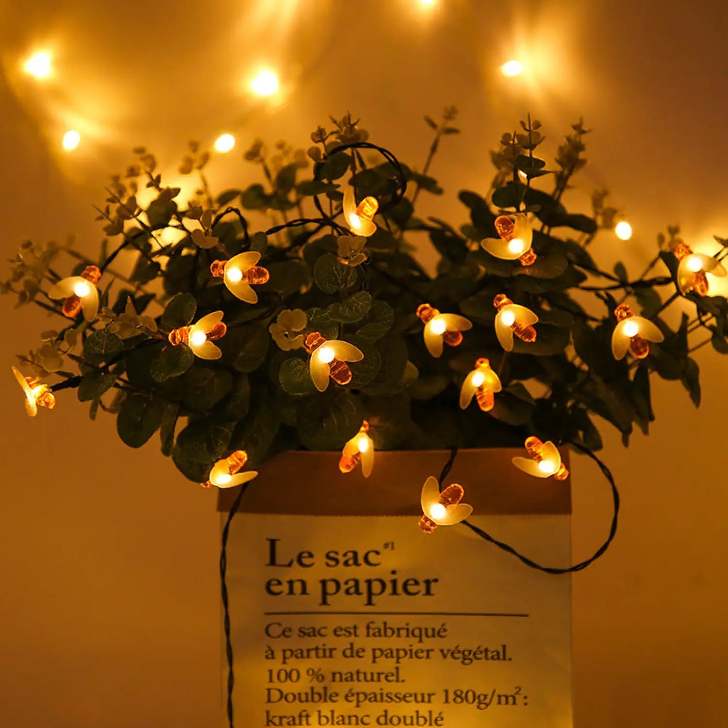 Solar String LED Lights with Bee Design for Garden Party & Holiday Decor - 12V Hanging Light