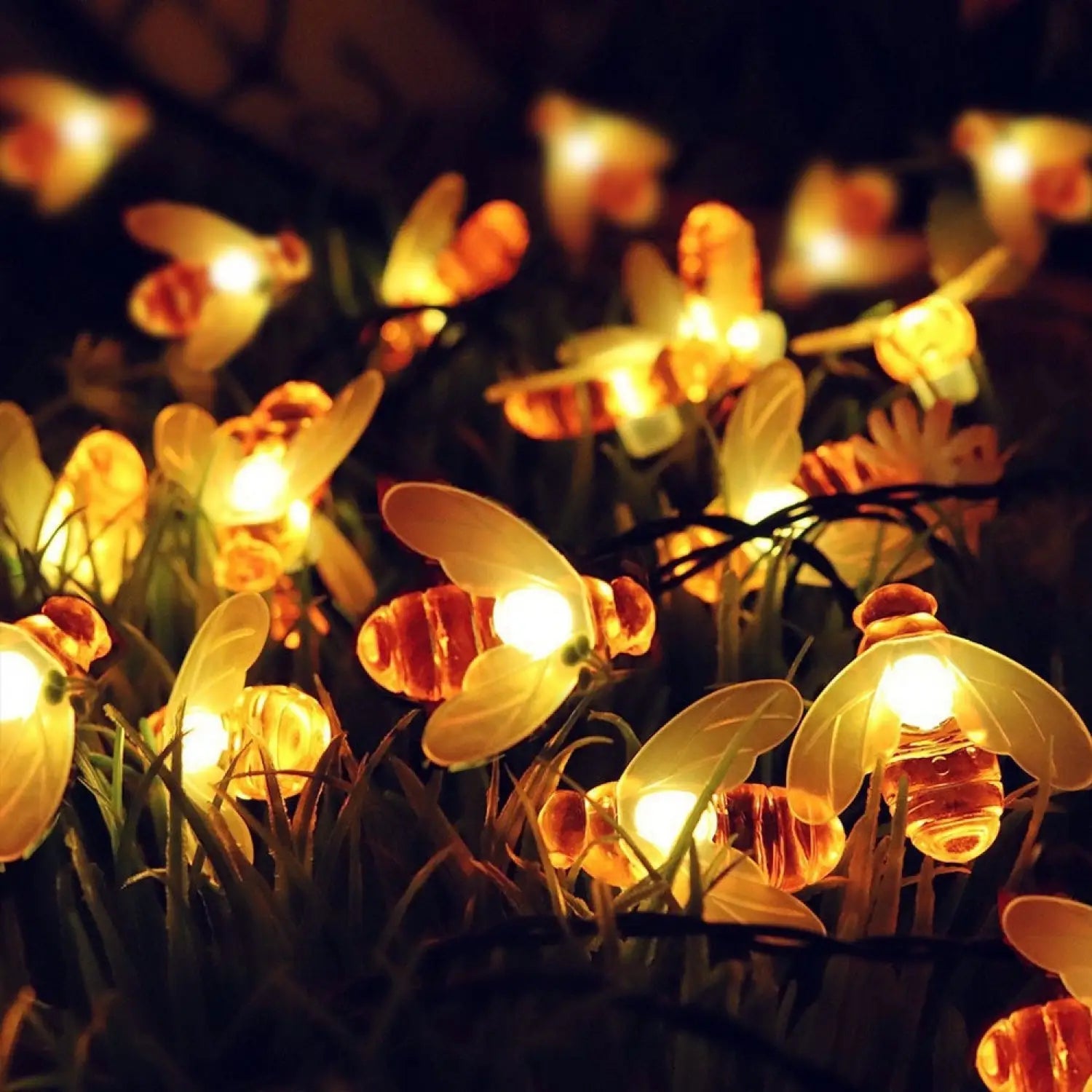 Solar String LED Lights with Bee Design for Garden Party & Holiday Decor - 12V Hanging Light